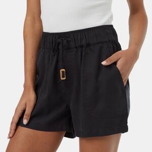 TENTREE Shorts Women’s XL Black Tencel Instow Soft
Regular Mid-rise Pull-on